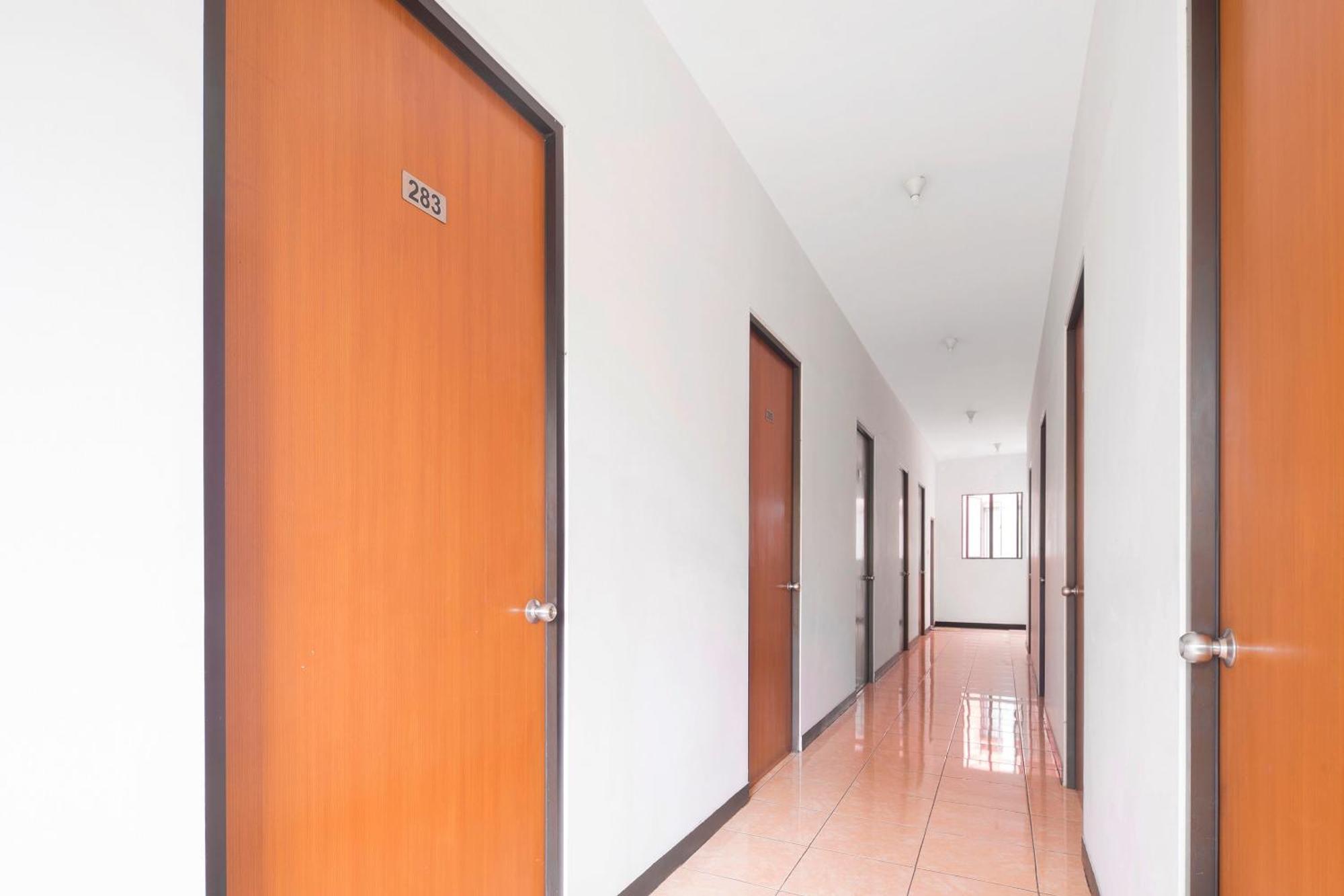 Super Oyo 866 Idola Residence Τζακάρτα Εξωτερικό φωτογραφία