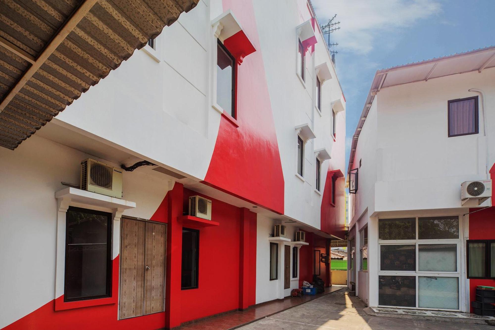 Super Oyo 866 Idola Residence Τζακάρτα Εξωτερικό φωτογραφία